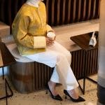 سترة نسائية أنيقة بياقة مندرين مطرزة بالزهور