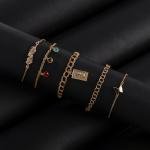 مجموعة أساور بثلاثة أحجار كريمة