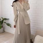 فستان ماكسي مطوي بتصميم أمامي ملفوف وتفاصيل جيب عملي