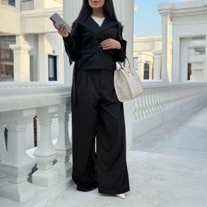 بدلة كاملة بليزر نسائية بأكمام طويلة وحزام